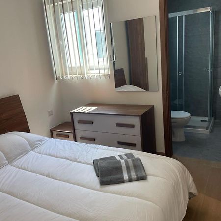 Three Bedroom Penthouse San Ġwann エクステリア 写真