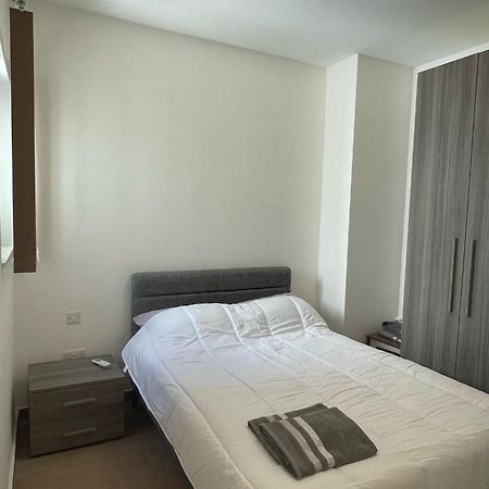 Three Bedroom Penthouse San Ġwann エクステリア 写真