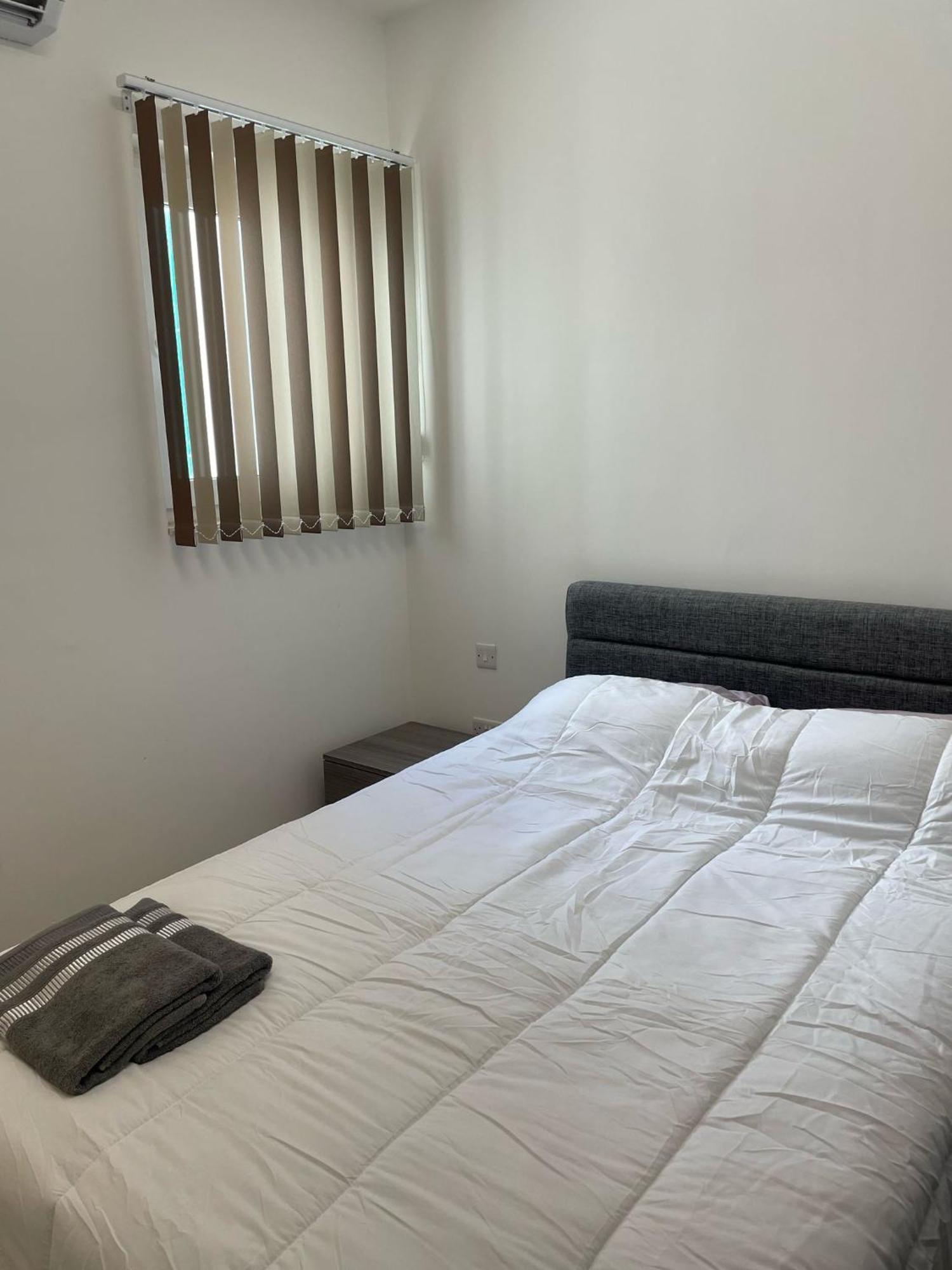 Three Bedroom Penthouse San Ġwann エクステリア 写真